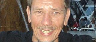 EL JUEZ DE LINEA HOLANDES RICHARD NIEUWENHUIZEN MUERTO A MANOS DE ADOLESCENTES