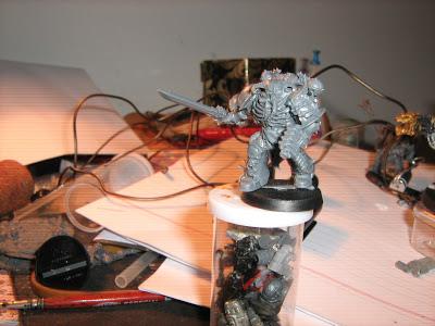 Retocando un poco las minis de Venganza Oscura(MEC)