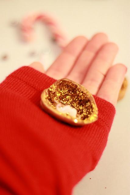 DIY Navidad- El regalo más diminuto….Regalos en una nuez DIY Navidad- El regalo más diminuto….Regalos en una nuez