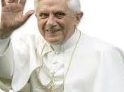 Papa hace cuenta Twitter (con Iglesia hemos "topao")