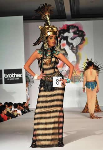 9.-Desfile Tomorrow´s Designers 2012