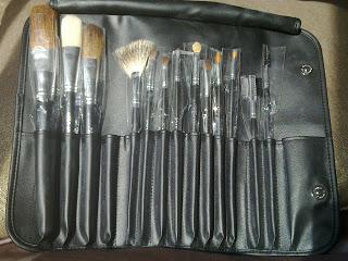 BROCHAS DE MAQUILLAJE, MY SECRETS