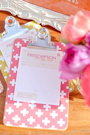 Algo nuevo... Una boda multicultural y con inspiración “médica”