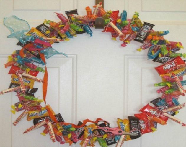 Decoramos la Navidad con una guirnalda de chuches