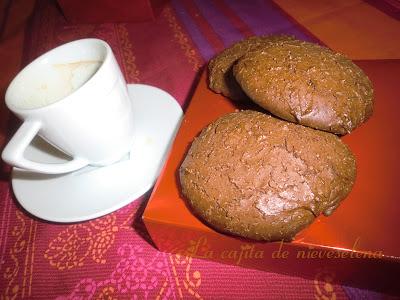 Galletas de chocolate y leche condensada
