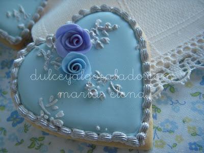 Galletas decoradas celeste-plata