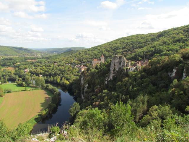 Saint Cirq Lapopie; el pueblo favorito de los franceses..... y un fabuloso crucero por el Río Lot