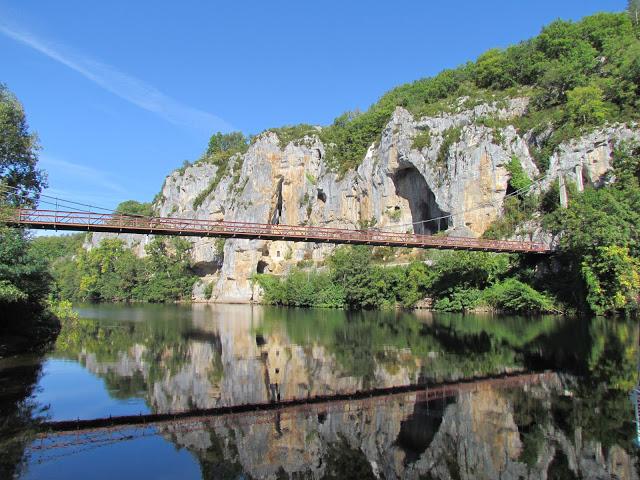 Saint Cirq Lapopie; el pueblo favorito de los franceses..... y un fabuloso crucero por el Río Lot