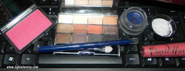 Todo al azul: Azul para discretas