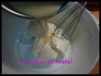 Tarta de chocolate blanco con dulce de leche