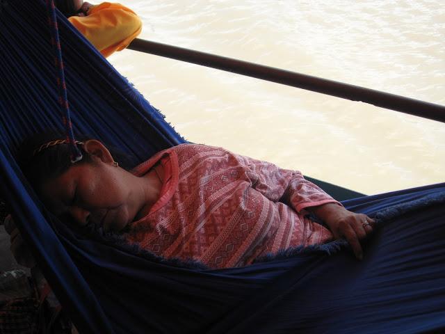 Consejos para viajar en barco por la selva del Perú