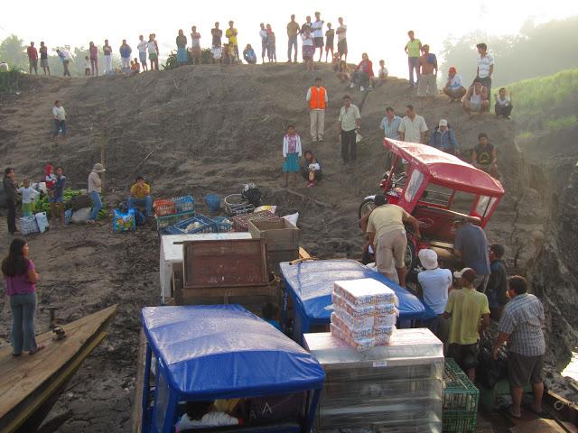 Consejos para viajar en barco por la selva del Perú