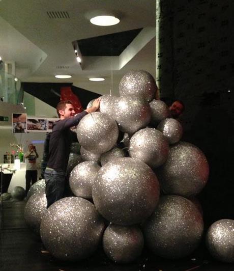 A-cero Projects Ya está listo nuestro árbol de Navidad en A-cero In!