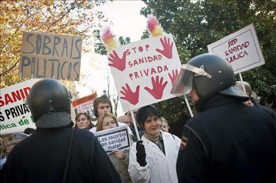La “marea blanca” que inunda Madrid. La “marea blanca” que inunda Madrid.