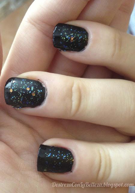 NOTW: dots, dots, dots & Matte Glitter