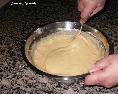 TARTA DE YOGURT CON ALMENDRAS Y NUECES