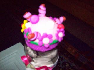 Recicla frasco de Mayonesa, pinzas de madera de ropa y piedras