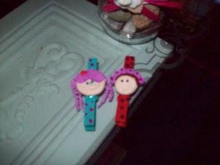 Recicla frasco de Mayonesa, pinzas de madera de ropa y piedras