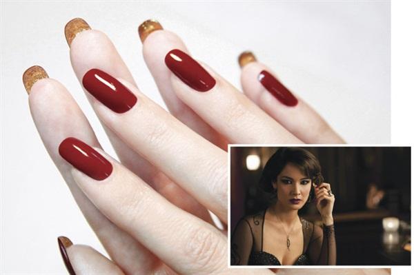 La Manicura para esta Navidad se llama Skyfall / Skyfall this Christmas manicure