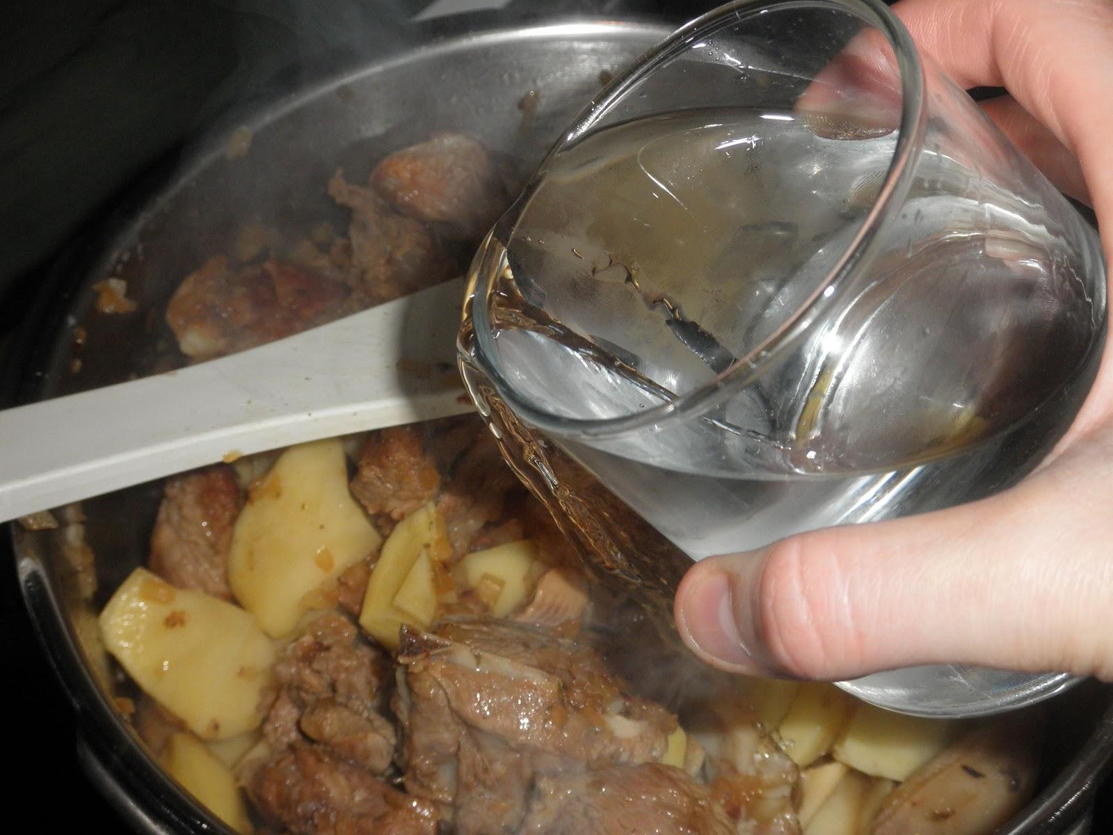 Caldereta de cordero (en olla express, en tan sólo 30 minutos!!!)