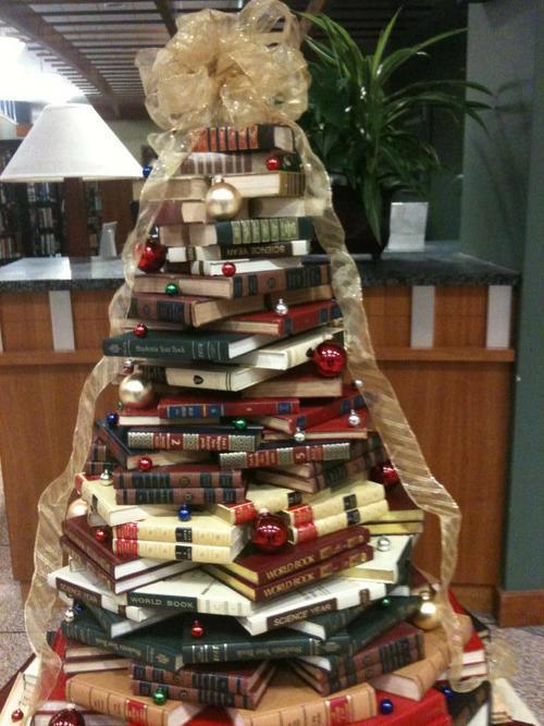 31591_414238231983457_1292443208_n_large