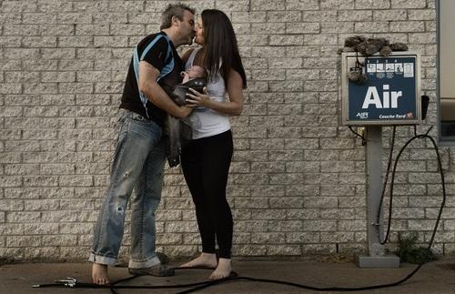 Que no os engañen mas !! asi es como se hacen los niños !!