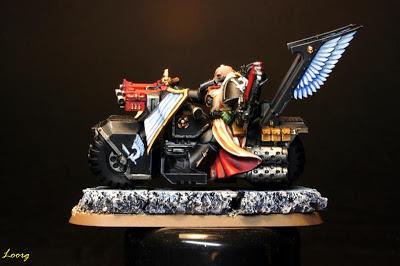 Motorista Sargento Arión de los Ángeles Oscuros