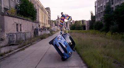 Vídeo patrocinado - MINI no es normal