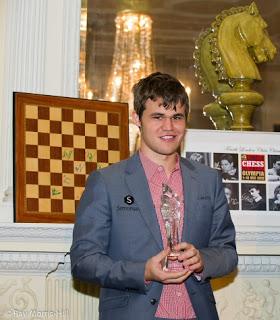 Magnus Carlsen gana el Clásico de Ajedrez de Londres 2012
