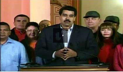 20121212153924-maduro-salud-chavez-.jpg