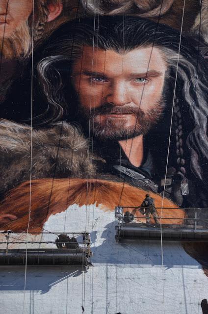 Impresionante mural de 45 metros de El Hobbit