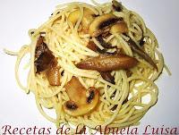 ESPAGUETIS CON SETAS Y CHAMPIÑONES