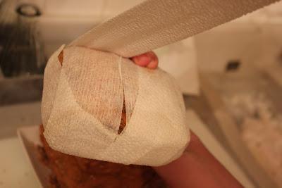 Lomos Especiados, fiambres navideños curados en casa. Lomos Especiados, fiambres navideños curados en casa.