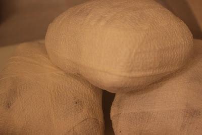 Lomos Especiados, fiambres navideños curados en casa. Lomos Especiados, fiambres navideños curados en casa.