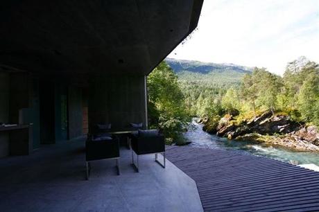 DesesTRÊSate en el Desierto Noruego