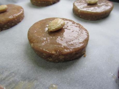 Mantecados de almendra y chocolate fáciles