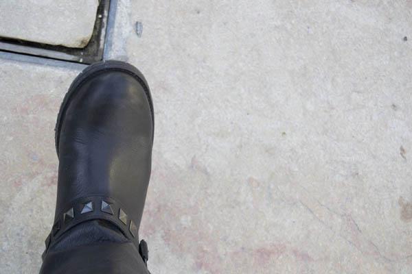 Weysa's Style: Burgundy Scarf & Green Parka