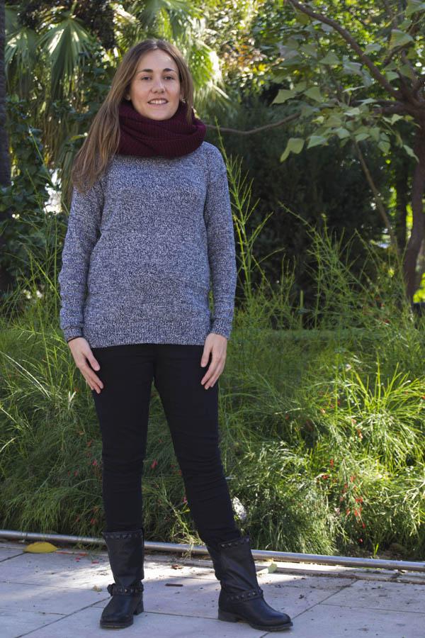 Weysa's Style: Burgundy Scarf & Green Parka