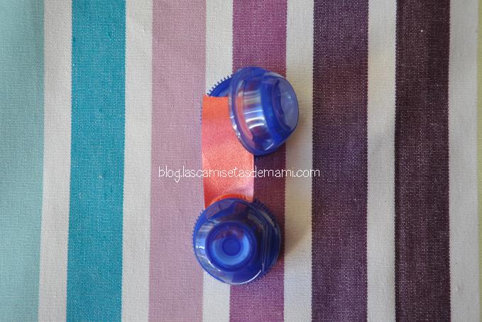 DIY muñeco de nieve hecho con tapones