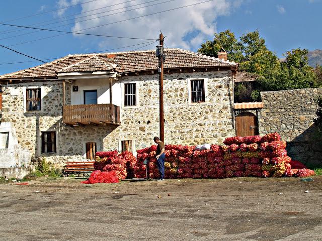 La tranquila belleza del Lago Prespa