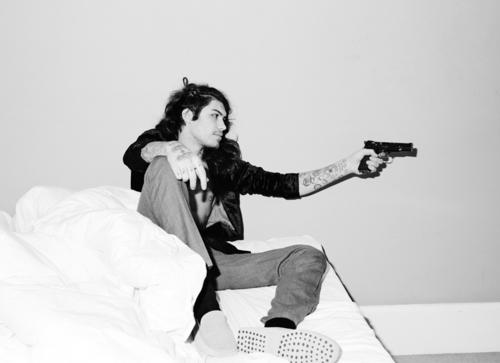 Careful, I´ve a gun