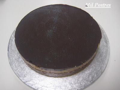 Semifrío o tarta mousse de dos turrones