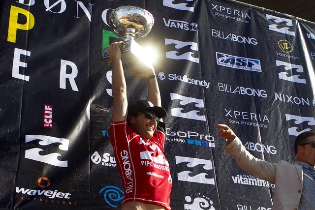 Joel Parkinson gana el Billabong Pipe Masters y su primer Título ASP WCT