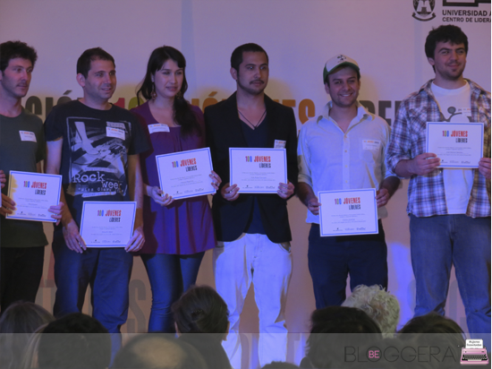 Por haber sido premiada como joven líder 2012... ¡Gracias Be Bloggera!