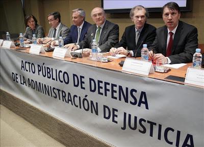 Los profesionales de la Justicia se enfrentan al ministro Gallardón.