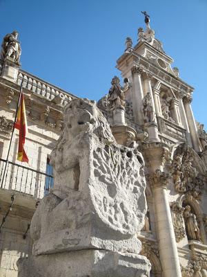 La leyenda de los leones de la Universidad