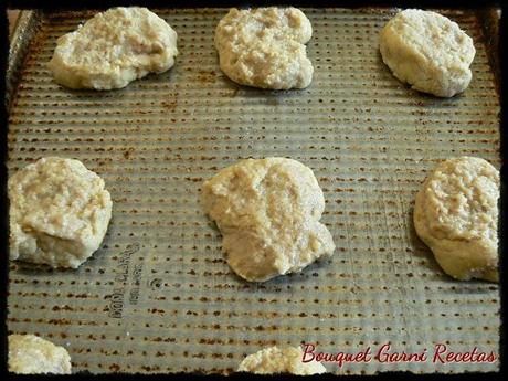 Receta de Navidad. Rollos de nuez. Receta de Navidad. Rollos de nuez.