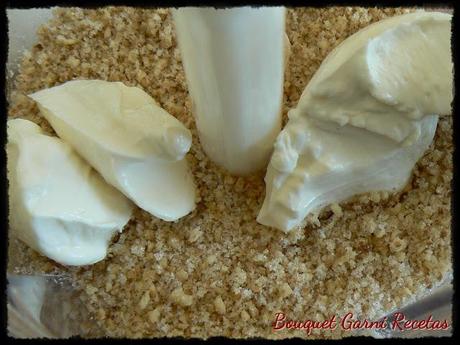 Receta de Navidad. Rollos de nuez. Receta de Navidad. Rollos de nuez.