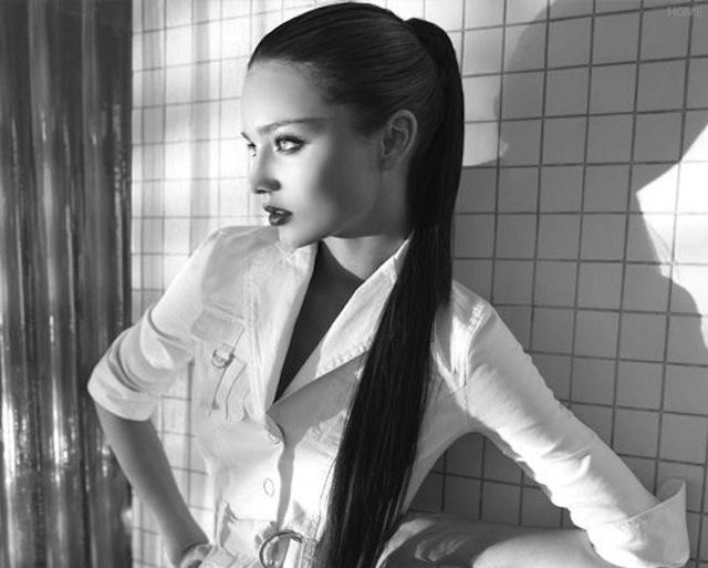 HOW TO STYLE YOUR HAIR?