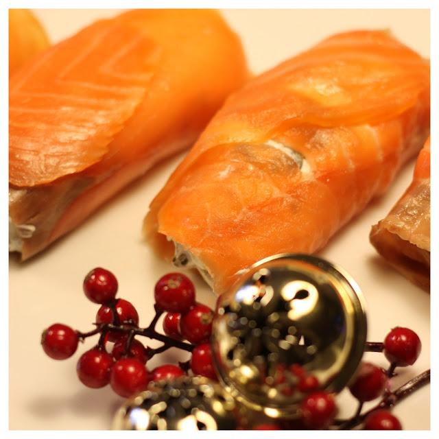 rollitos de salmon - salmon rolls